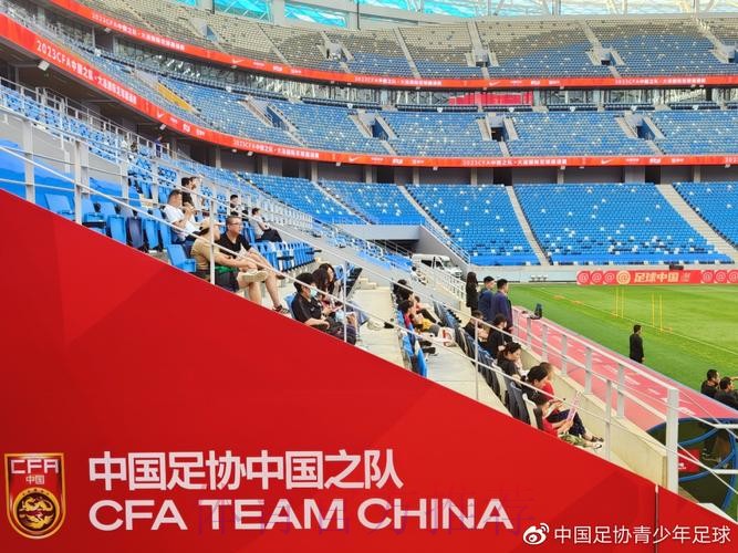 中国之队举行“赛事家庭体验日”：牵手美丽梭鱼湾，海浪和海螺共舞