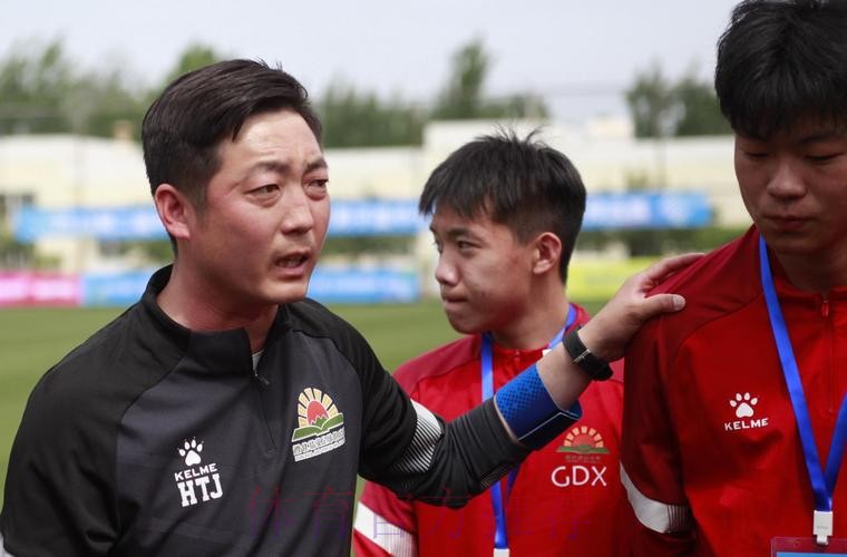 民办学校与前女足主帅联袂造黑马